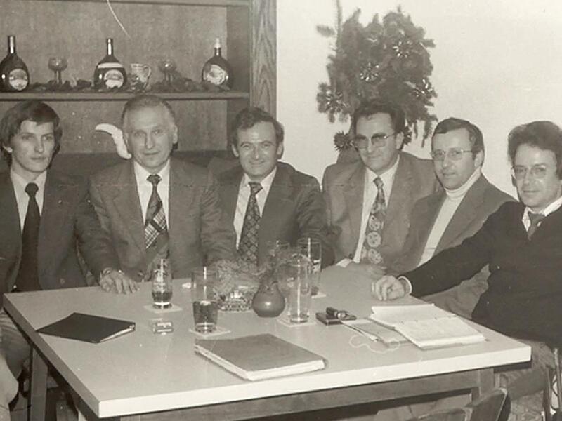 Wichtige Aufbauarbeit haben die Gr&uuml;nderv&auml;ter der K&uuml;pser CSU geleistet. Das Bild zeigt die Vorstandschaft von 1977 mit (von links) JU-Ortsvorsitzender Hans Rebhan, CSU-Ortsvorsitzender Georg Zapf, Bundestagsabgeordneter Otto Regenspurger, B&uuml;rgermei...