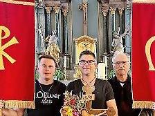 20. Teilnahme als Fahnenträger und Kreuzträger (von links): Sebastian Beck (Fahne), Christian Wehner (Kreuz), Manfred Stenke (Fahne).