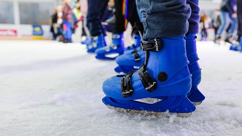 Die Kulmbacher Eisbahn wird heuer ge&ouml;ffnet &ndash; trotz Energiekrise. Das hat der Werkausschuss in seiner j&uuml;ngsten Sitzung beschlossen.