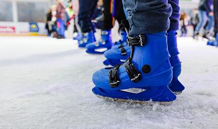 Die Kulmbacher Eisbahn wird heuer geöffnet – trotz Energiekrise. Das hat der Werkausschuss in seiner jüngsten Sitzung beschlossen. Die Kulmbacher Eisbahn wird heuer geöffnet – trotz Energiekrise. Das hat der Werkausschuss in seiner jüngsten Sitzung beschlossen.