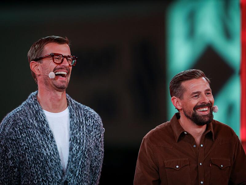 Joko Winterscheidt (l-r) und Klaas Heufer-Umlauf
