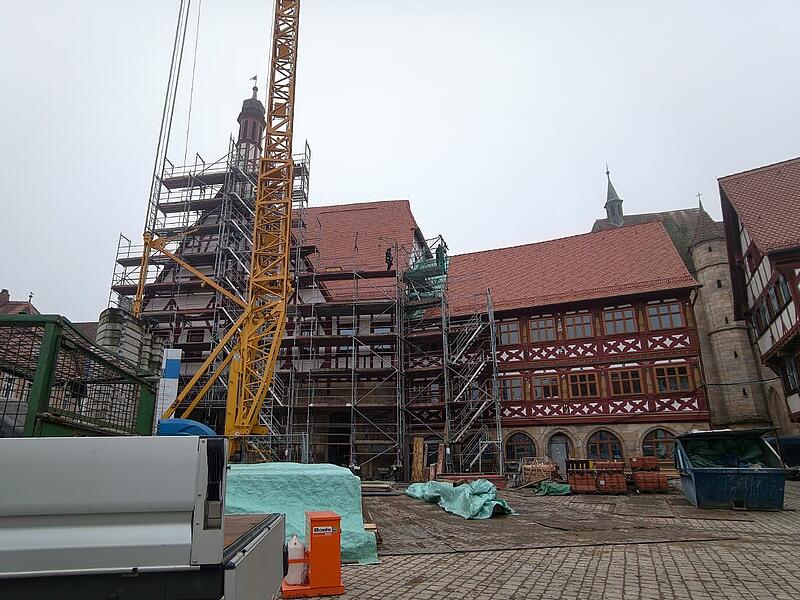Rathaus Forchheim: Pünktlich frei zum Weihnachtsmarkt Rathaus Forchheim: Pünktlich frei zum Weihnachtsmarkt