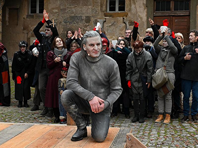 Felix d’Angelo brillierte in seiner Rolle als Tod. Felix d’Angelo brillierte in seiner Rolle als Tod.