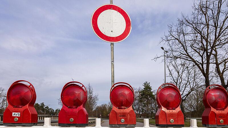 Das Staatliche Bauamt Bamberg sperrt am Mittwoch die B 289.Symbolbild/Ardan Fuessmann/imago Das Staatliche Bauamt Bamberg sperrt am Mittwoch die B 289.Symbolbild/Ardan Fuessmann/imago