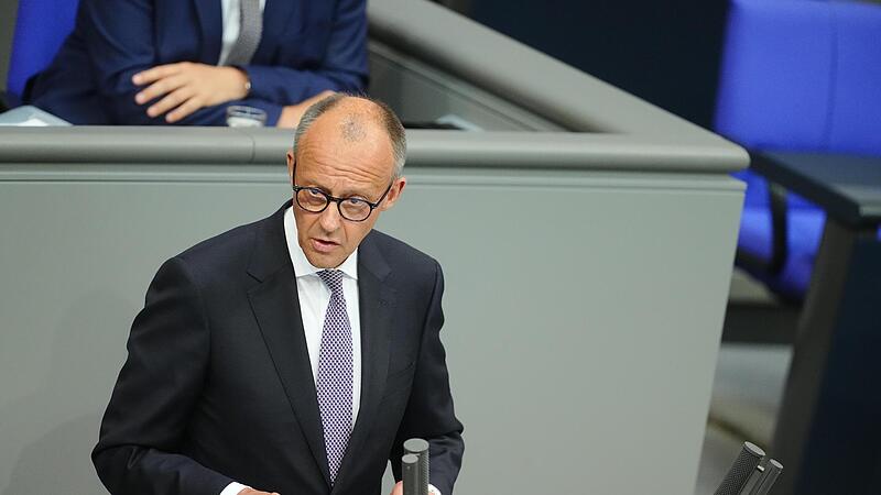 Bundeskanzler Friedrich Merz (CDU) gab gestern im Bundestag eine Regierungserkl&auml;rung zu den bevorstehenden Gipfeltreffen der Nato und der EU ab.