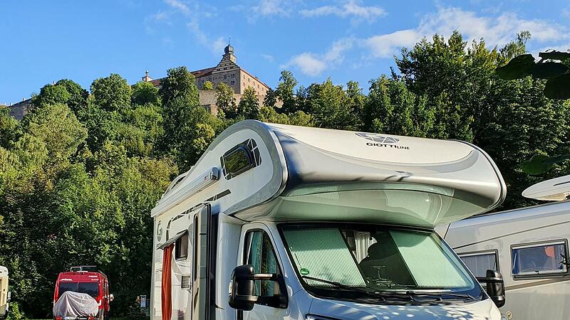 Der Wohnmobil-Stellplatz unterhalb der Plassenburg ist gut belegt. Der Wohnmobil-Stellplatz unterhalb der Plassenburg ist gut belegt.