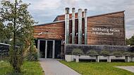 Am Ortsausgang Richtung Willersdorf liegt die Zentrale des Nahwärmenetzes. Eine enorme Preiserhöhung stellte nun den Vertrag zwischen Gemeinde Hallerndorf und Energielieferant in Frage.