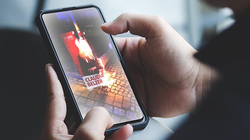 Brennendes Wahlplakat in Adelsdorf: Theorien um Feuerwehr Auf Social Media flammten kuriose Theorien zum brennenden Wahlplakat in Adelsdorf auf.