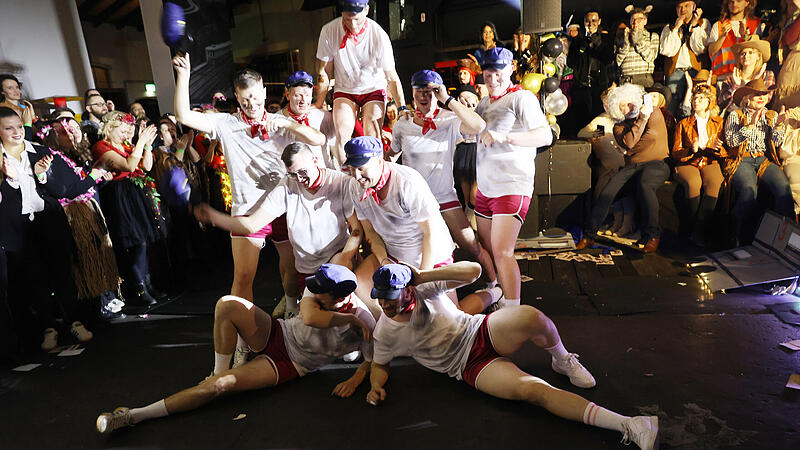 Neuenmarkt: Eisenbahnerfasching im Dampflokmuseum