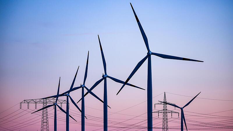 Die Wertsch&ouml;pfung aus neuen regenerativen Energieanlagen soll k&uuml;nftig im Landkreis Bad Kissingen bleiben.