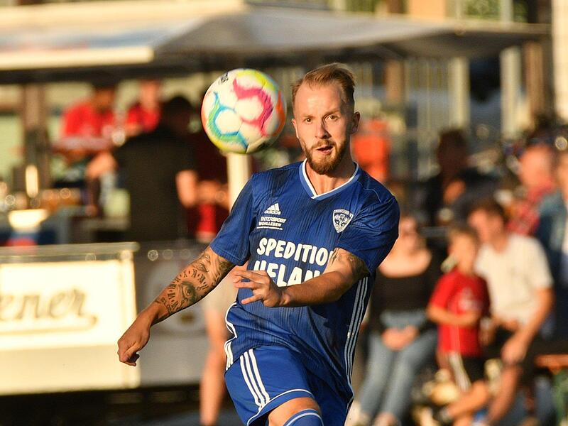 Domenic Lauerbach wechselt vom TSV M&ouml;nchr&ouml;den zum FC Coburg.