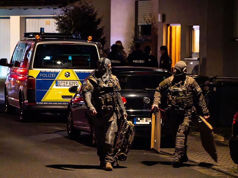 Spezialeinsatzkr&auml;fte der Polizei haben am Donnerstagabend (09.01.2025) einen 28-j&auml;hrigen Mann in Gewahrsam genommen.