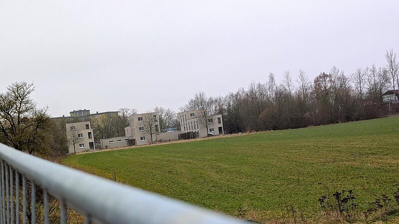 Im äußersten Forchheimer Norden hätten eigentlich schon längst Dutzende Handwerksbetriebe loslegen sollen - doch das Gewerbegebiet „Breite Süd“ bleibt Zukunftsmusik. Nun kommt zumindest wieder Bewegung rein.