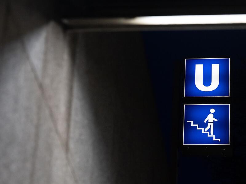 U-Bahn Schild U-Bahn Schild