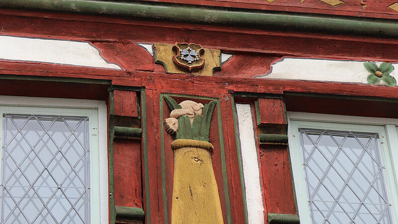 Der &bdquo;Mauerschei&szlig;er&ldquo; am Forchheimer RathausForchheim & Fr&auml;nkische Schweiz