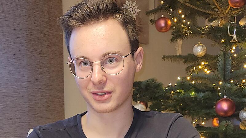 Steinwiesener schlie&szlig;t KI-Masterstudium mit Bestnote ab