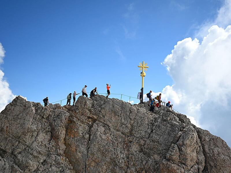 Gipfelkreuz auf der Zugspitze Gipfelkreuz auf der Zugspitze