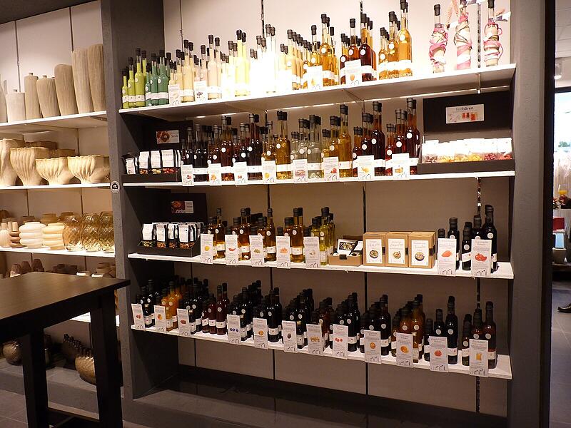 Ein Rundgang in Fotos: Das Angebot in den neuen Gesch&auml;ftsr&auml;umen von Blumen Lechner in H&ouml;chstadt