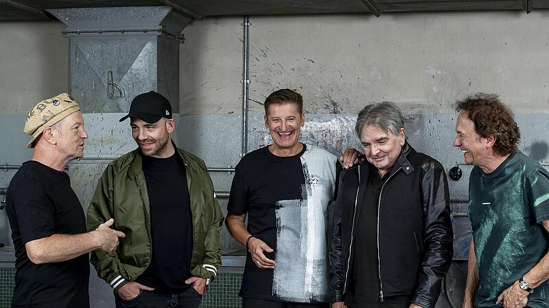 Pur um Frontmann Hartmut Engler (Mitte) kommen 2024 auch wieder nach Coburg.