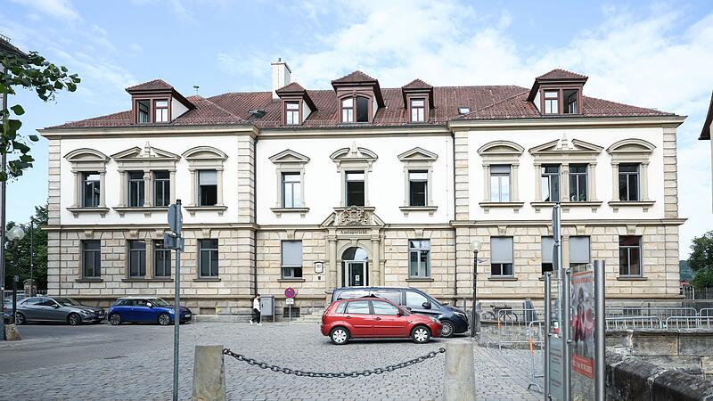 Prozess nach Tod eines Achtjährigen durch Baumsturz