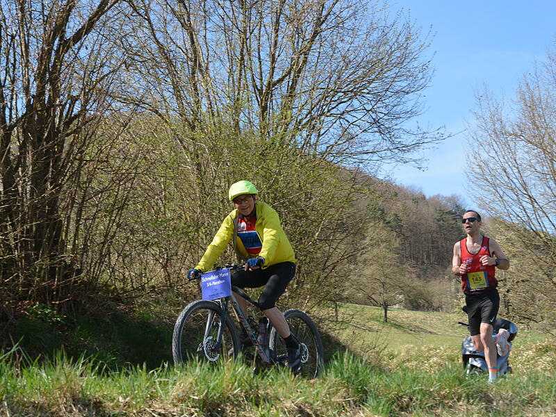 Bilderstrecke vom Saaletal-Marathon in RamsthalSaaletal-Marathon in Ramsthal