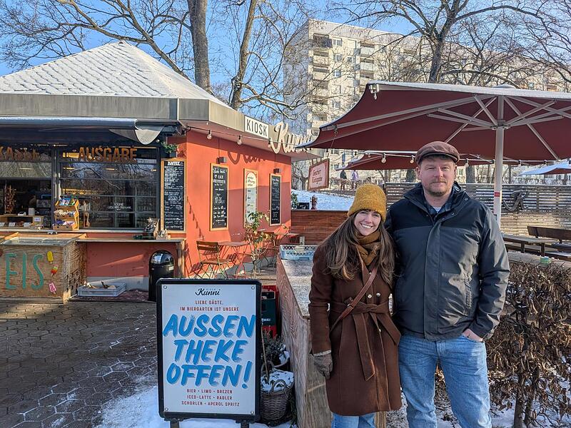 Kiosk Kunni Betreiber Nora und Kajetan Gl&uuml;ckert