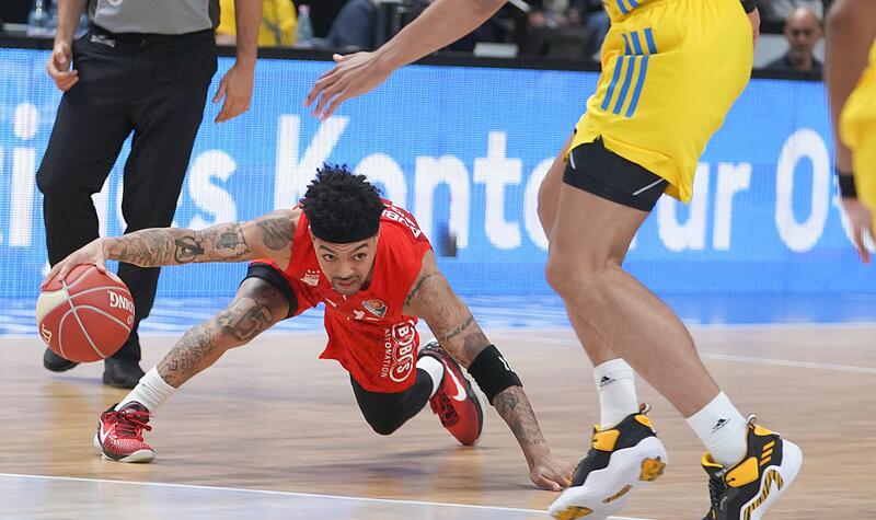 Justin RobinsonBamberg gegen Alba: Die schönsten Fanbilder aller Zeiten Justin Robinson