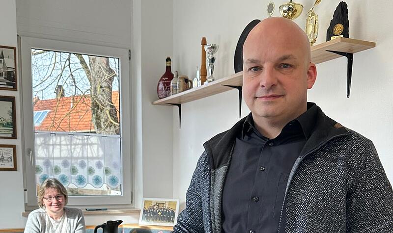 In Seubrigshausen (Münnerstadt) hat Bürgermeister Michael Kastl (CSU) heute Vormittag bereits seine Stimme abgegeben. In Seubrigshausen (Münnerstadt) hat Bürgermeister Michael Kastl (CSU) heute Vormittag bereits seine Stimme abgegeben.