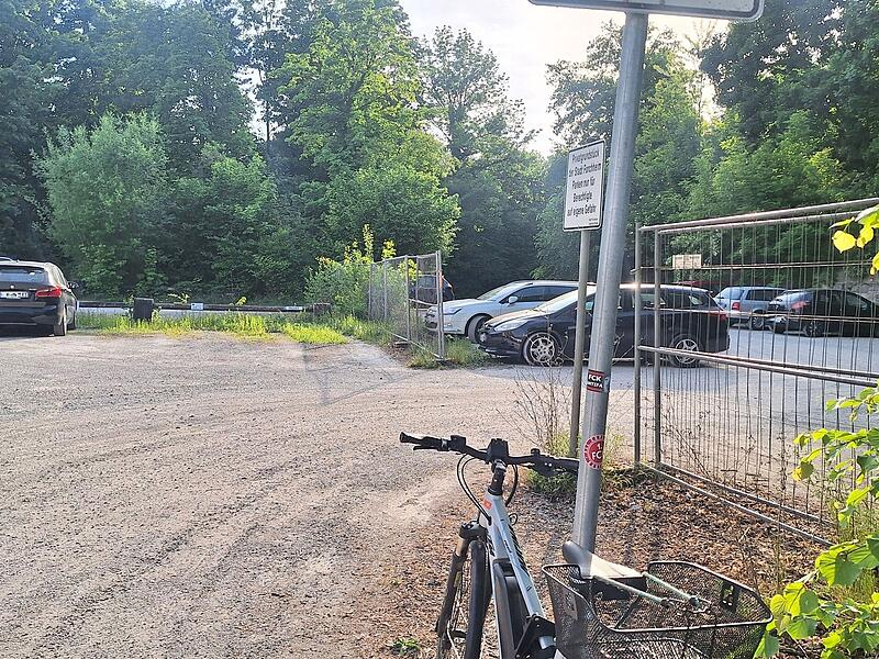Forchheim Parkplatz hinter der StadtbüchereiForchheim Parkplatz hinter der Stadtbücherei Forchheim Parkplatz hinter der StadtbüchereiForchheim Parkplatz hinter der Stadtbücherei