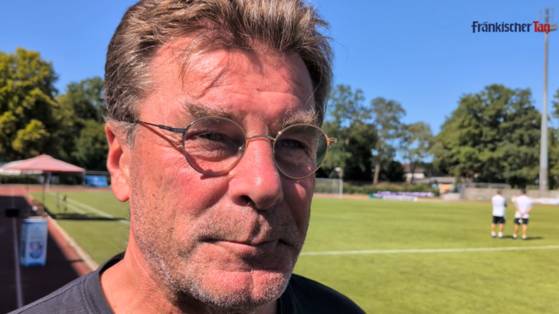 Auch Dieter Hecking stand nach dem Test des VfL Wolfsburg gegen Olympique Lyon vor dem FT-Mikrofon. Auch Dieter Hecking stand nach dem Test des VfL Wolfsburg gegen Olympique Lyon vor dem FT-Mikrofon.