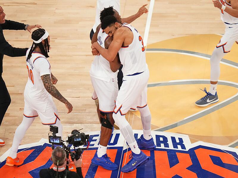 New York Knicks - San Antonio Spurs New York Knicks - San Antonio Spurs