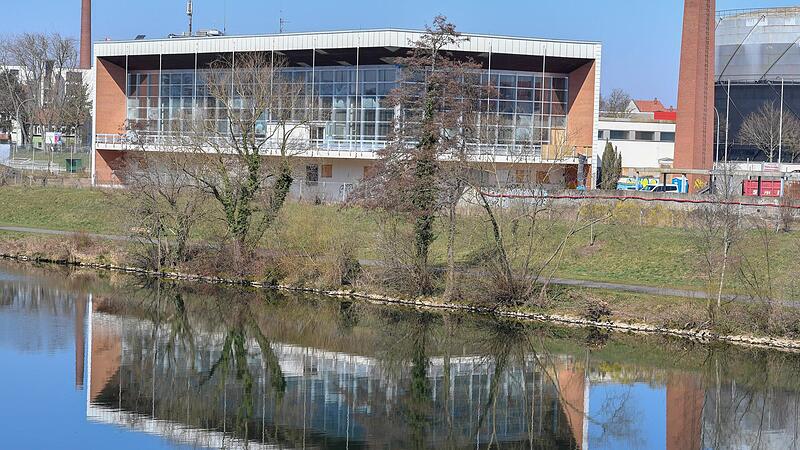 Prägendes Gebäude am Kanal: Aus dem alten Hallenbad wird ein Sportzentrum für die Uni Bamberg. Prägendes Gebäude am Kanal: Aus dem alten Hallenbad wird ein Sportzentrum für die Uni Bamberg.
