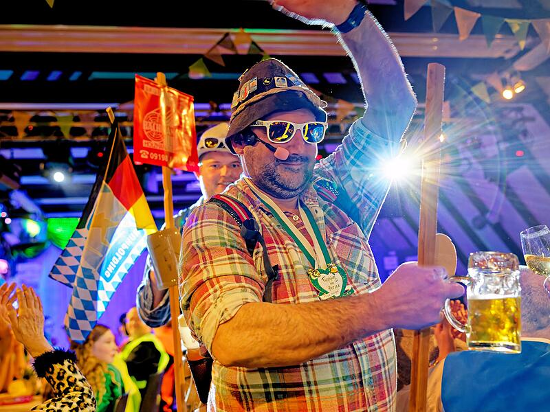 Prunksitzung in Heiligenstadt 2026 Ausgelassene Stimmung in Heiligenstadt
