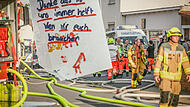 Brand Ebersdorf: Helfer und ein Dankeschön für die Feuerwehr