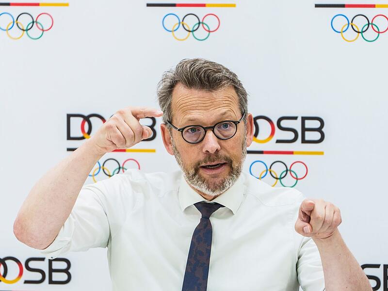 DOSB-Vorstand Otto Fricke im Pressegespräch