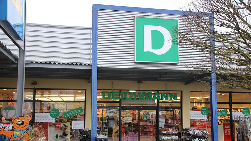 Die Deichmann-Filiale in der Kissinger Stra&szlig;e schlie&szlig;t am 30. Dezember. Die Menschen in den sozialen Netzwerken sind &uuml;ber diese Ank&uuml;ndigung geschockt.