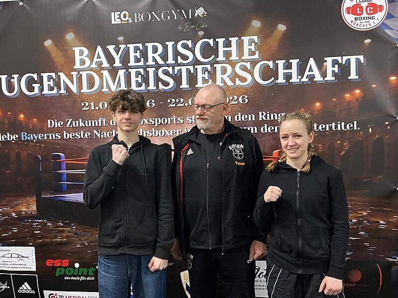 Unser Bild zeigt TSV-Trainer Edgar Feuchter mit Micha Tymchenko und Melissa Meierl.