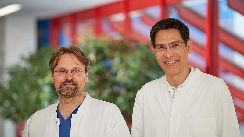 Im Klinikum der Sozialstiftung Bamberg werden Dr. Bernd Linsmeier (li.) und Dr. Rumo David Leistner mit der Klinik f&uuml;r Pneumologie der Klinikum Bayreuth GmbH zusammenarbeiten.