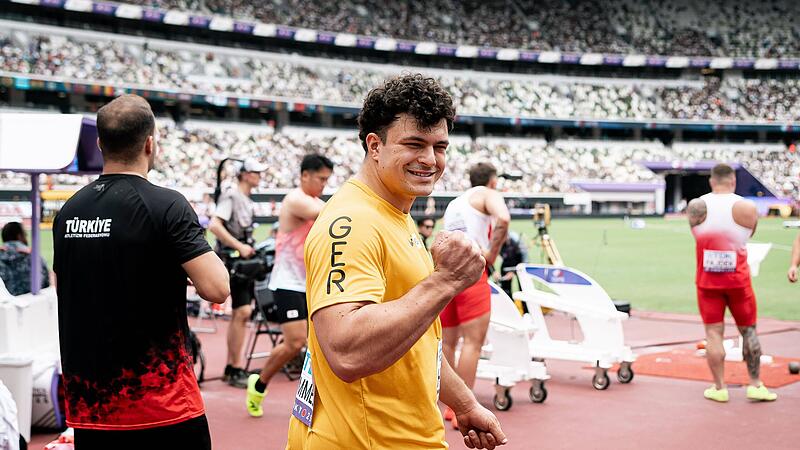 Merlin Hummel ballt nach dem Vorkampf bei der Leichtathletik-WM in Tokio die Faust. Schon ein Wurf hat zum Finaleinzug gereicht.