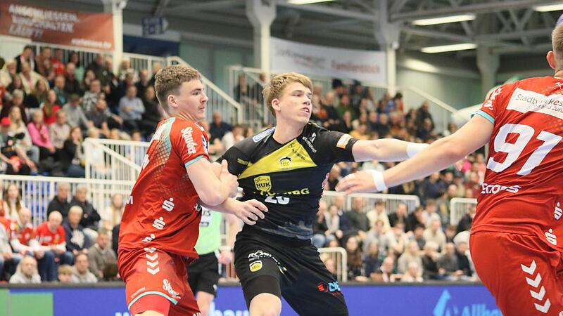 Der 19-jährige Pavels Valkovskis war einer der stärksten Spieler des HSC 2000 Coburg beim Spiel in Essen „Am Hallo“. Der 19-jährige Pavels Valkovskis war einer der stärksten Spieler des HSC 2000 Coburg beim Spiel in Essen „Am Hallo“.