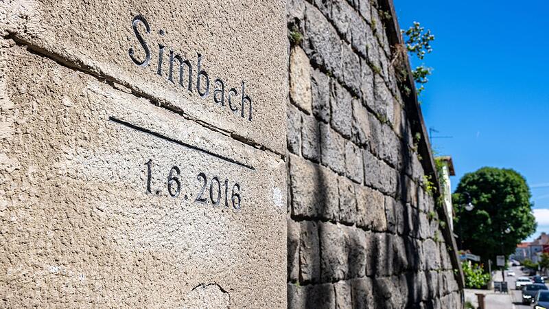 Zehn Jahre nach der Hochwasserkatastrophe in Simbach Zehn Jahre nach der Hochwasserkatastrophe in Simbach