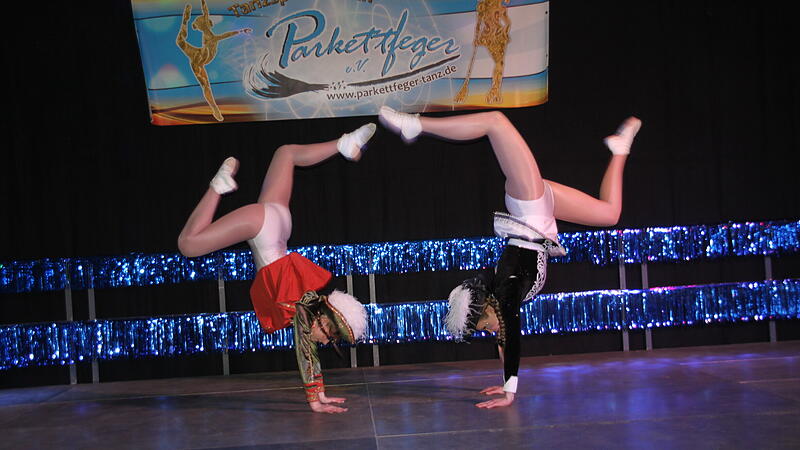 Galaabend der Mainleuser Parkettfeger in der Mainleuser Sommerhalle