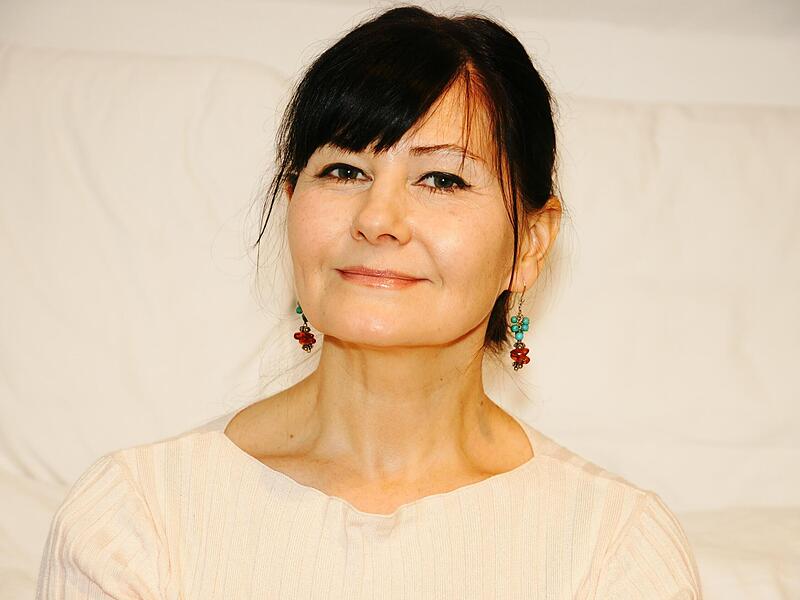 Dr. Lena Kornyeyeva Dr. Lena Kornyeyeva