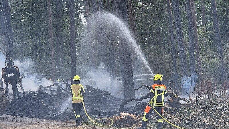 Feuerwehr-Gro&szlig;einsatz im Kreis Coburg &ndash; und es gab weitere Br&auml;nde