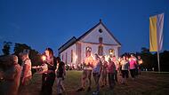 Von Ave-Maria-Rufen wurde die Lichterprozession begleitet.