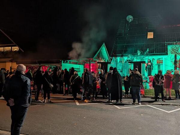 Halloween in Einberg 2025 bei der Familie Müller