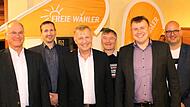 Axel Rogner (Dritter von links) soll direkt in den Landtag einziehen, Steffen  Schmidt (Zweiter von rechts) in den Bezirkstag.