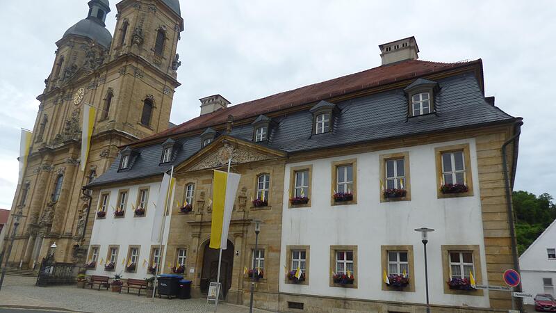 Zieht das Rathaus doch noch ins Pfarrhaus in Gößweinstein ein?Forchheim & Fränkische Schweiz Zieht das Rathaus doch noch ins Pfarrhaus in Gößweinstein ein?Forchheim & Fränkische Schweiz