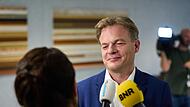 Pieter Omtzigt treibt die etablierten Kräfte vor sich her, obwohl seine Partei noch ganz neu ist.