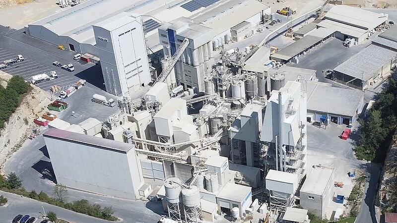 Der Hauptsitz der Maxit-Gruppe in Azendorf.